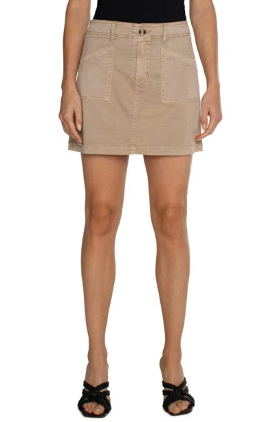 Liverpool Los Angeles 13-inch Cargo Skort In Biscuit Tan