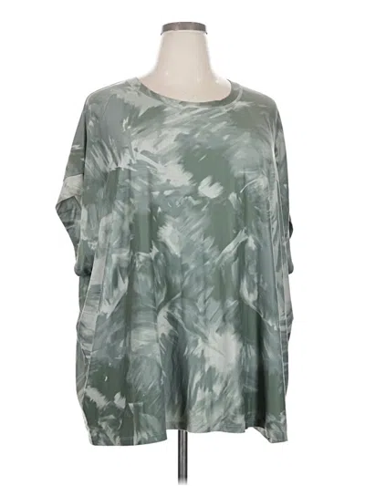 Pre-owned Livi 3/4 Sleeve T-shirt In Green