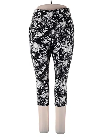 Pre-owned Livi Active Pants In Black