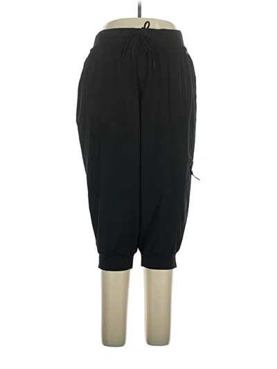 Pre-owned Livi Active Pants In Black