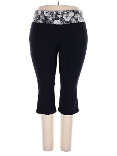 Pre-owned Livi Active Pants In Black