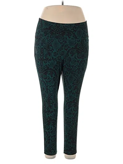 Pre-owned Livi Active Pants In Green