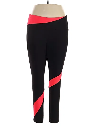 Pre-owned Livi Active Pants In Red