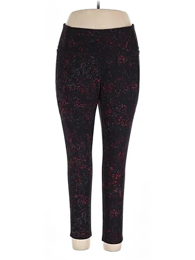 Pre-owned Livi Active Pants In Red