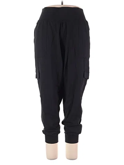 Pre-owned Livi Casual Pants In Black