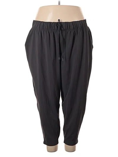 Pre-owned Livi Casual Pants In Black