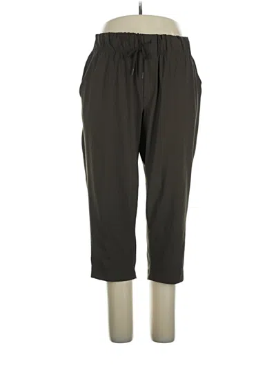 Pre-owned Livi Casual Pants In Green