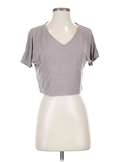 Pre-owned Livi Short Sleeve T-shirt In Gray