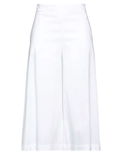 Liviana Conti Cropped Pants In White