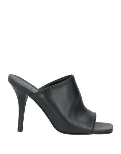 Liviana Conti Woman Sandals Black Size 6 Leather