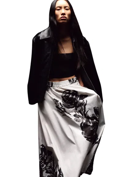 Liviana Conti Women's Skirt  In Fantasy In White
