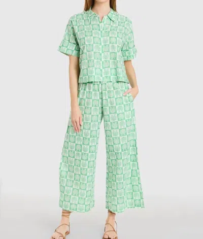 Livro Beach Pant In Shell Tiles In Green