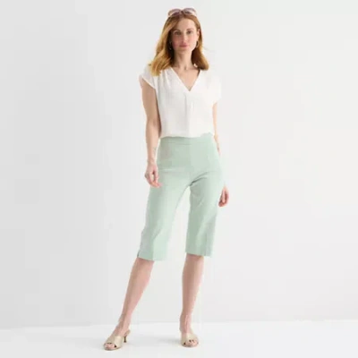 Liz Claiborne Lisa Womens Straight Capri Pant In Green