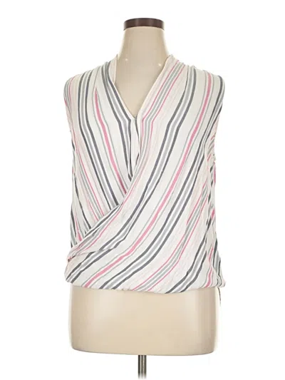 Pre-owned Liz Claiborne Sleeveless Blouse In Ivory