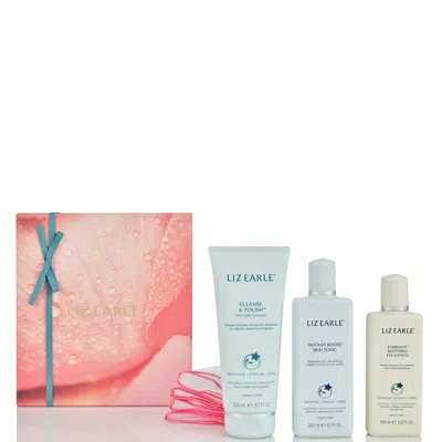 Liz Earle Cleanse And Hydrate Heroes Giftset In White