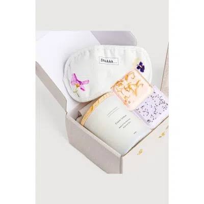 Lizush Candle Spa Gift Box Relaxing Package For Friend And Family In Assorted