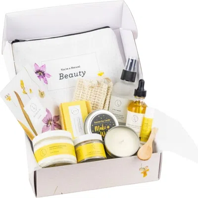 Lizush Citrus  Handmade Natural Bath And Body Gift Box In Orange