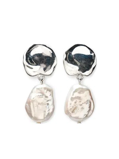 Lizzie Fortunato Coin Pearl Earrings In Metallic