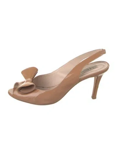 Pre-owned Lk Bennett Patent Leather Bow Accents Slingback Pumps In Neutral