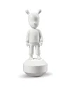 Lladrò The Guest Small Figurine In White