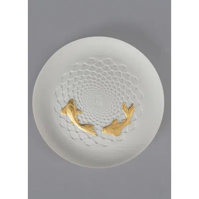 Lladrò Koi 5.5" Bread And Butter Plate In White;gold