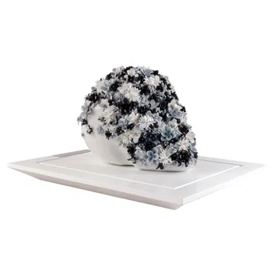 Pre-owned Lladrò Lladró Life Is Flower Sculpture By Yasumichi Morita. Limited Edition. In Gray