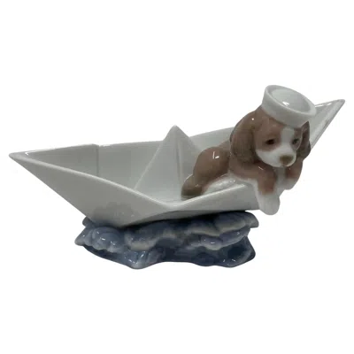 Pre-owned Lladrò Lladro Little Stowaway Dog Figurine In Gray