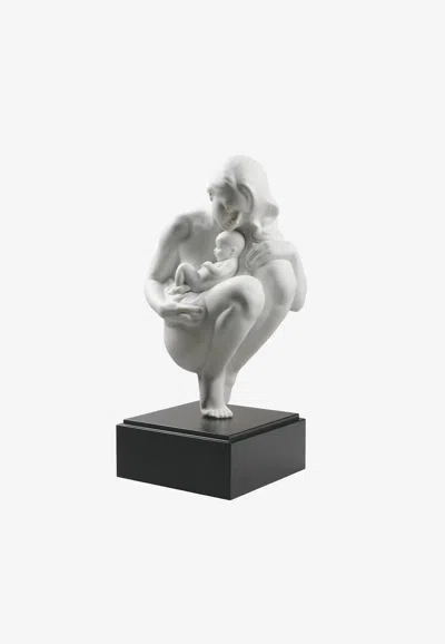 Lladrò Love's Bond Mother Porcelain Figurine In White