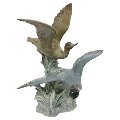 Pre-owned Lladrò Lladró Porcelain Figurine Of Flying Ducks, 1970s In Gray
