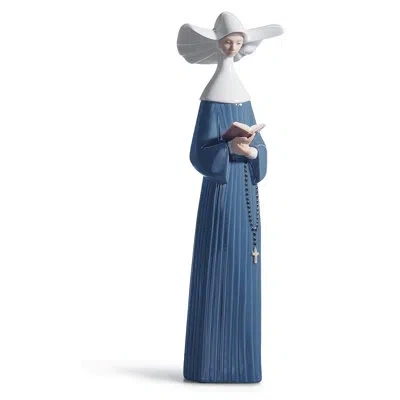 Lladrò Prayerful Moment Nun Figurine In Blue,white,brown