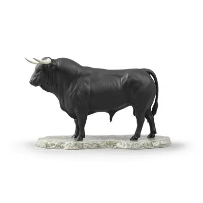 Lladrò Spanish Bull Figurine In Black,white