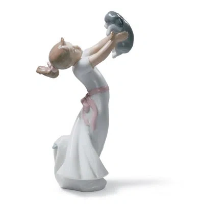 Lladrò The Best Of Friends Girl Figurine In White,gray
