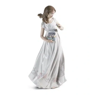 Lladrò Treasures Of The Earth Woman Figurine In White