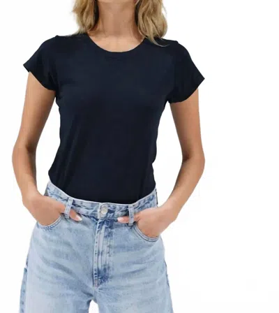 Lna Fitted Rib Crewneck Tee In Black In Blue