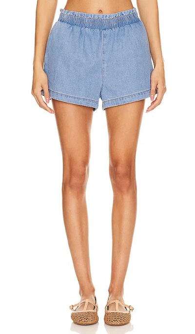 Lna Jo Chambray Short In Blue