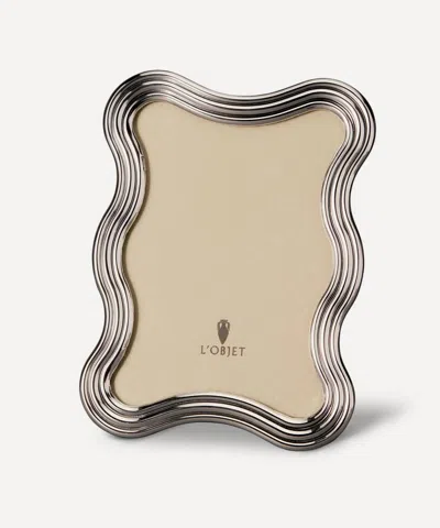 L'objet Silver-tone Ripple Photo Frame