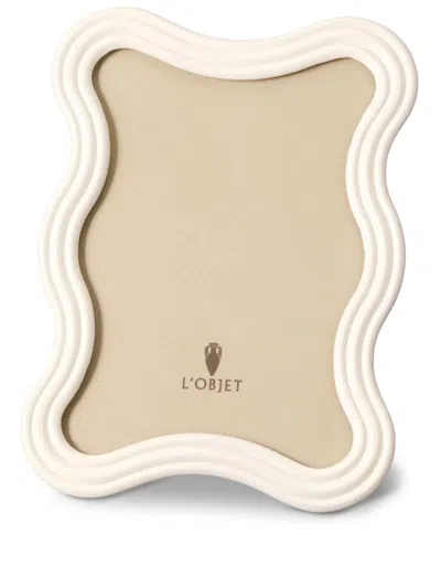 L'objet White Ripple Enamel Picture Frame In Neutrals