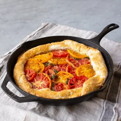 Lodge Cookware Cast Iron 12" Chef Style Skillet In Black