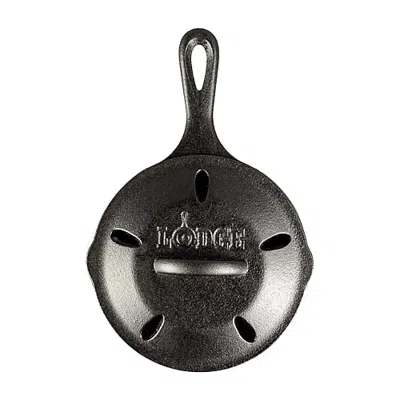 Lodge Cookware Smoker In Black