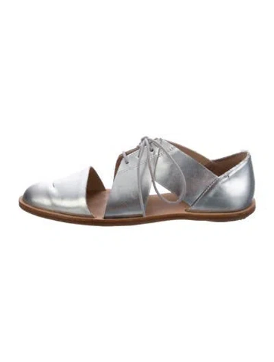 Pre-owned Loeffler Randall Leather Flats In Metallic/silver