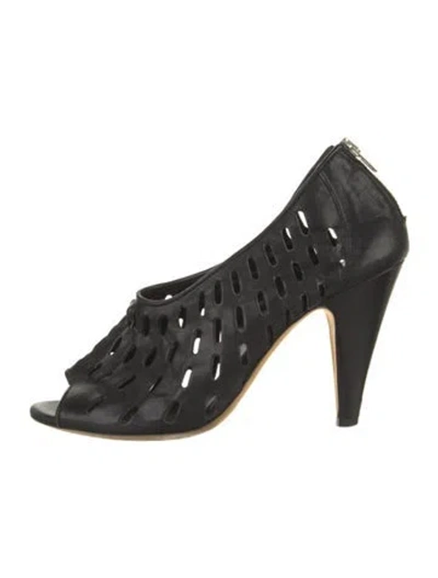 Pre-owned Loeffler Randall Leather Pumps In Black