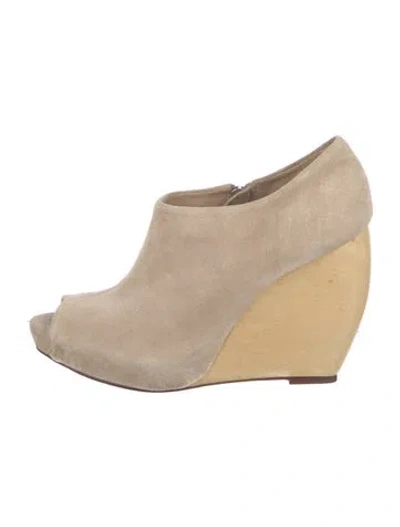 Pre-owned Loeffler Randall Suede Pumps In Neutral