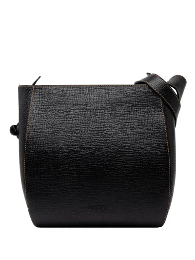 Pre-owned Loewe 1990-2010 Textured Leather Shoulder Bag In Black