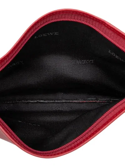 Pre-owned Loewe 2000-2025 Leather Anagram Pouch In Red