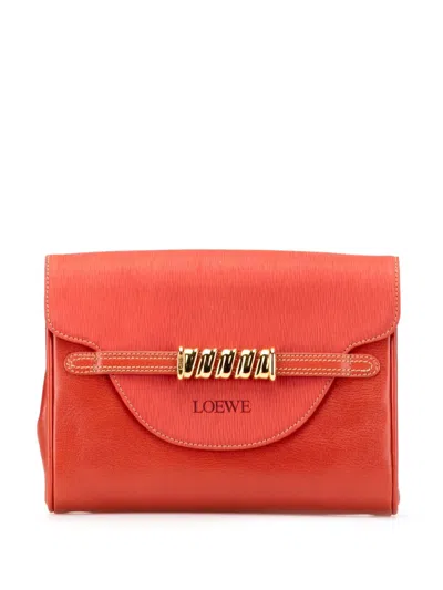Pre-owned Loewe 2000-2025 Leather Velazquez Twist Clutch Bag In Red