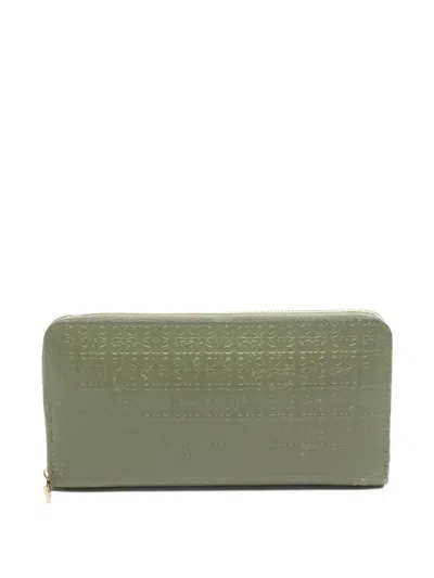 Pre-owned Loewe 2000s Repeat Anagram Zip Long Wallet In Green