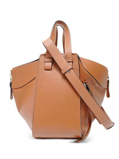 Pre-owned Loewe 2010-2020s Hammock Leather Handbag In Brown