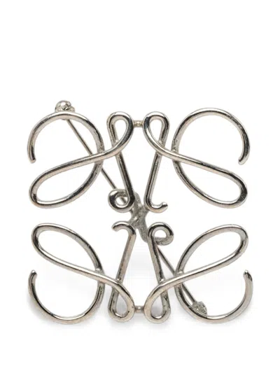 Pre-owned Loewe 2010-2026 Palladium Plated Anagram Brooch Costume Brooch In Silver