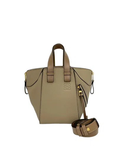 Pre-owned Loewe 2010-2026 Soft Grained Calfskin Compact Hammock Bag Satchel In Neutral