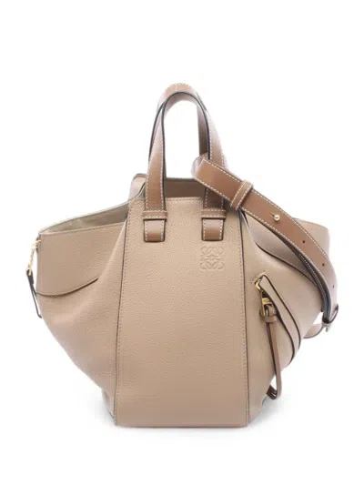 Pre-owned Loewe 2010s Hammock Leather Handbag In Neutral